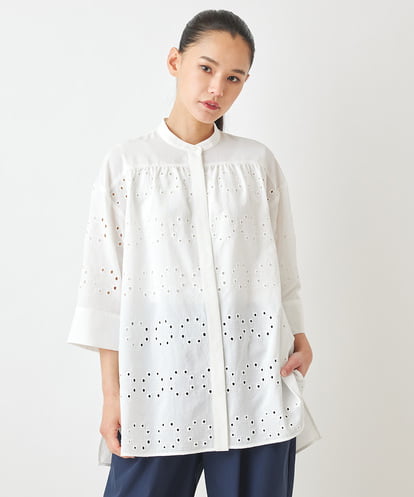 R6BGW05270 HIROKO BIS(小さいサイズ) アイレット刺繍デザインチュニックシャツ