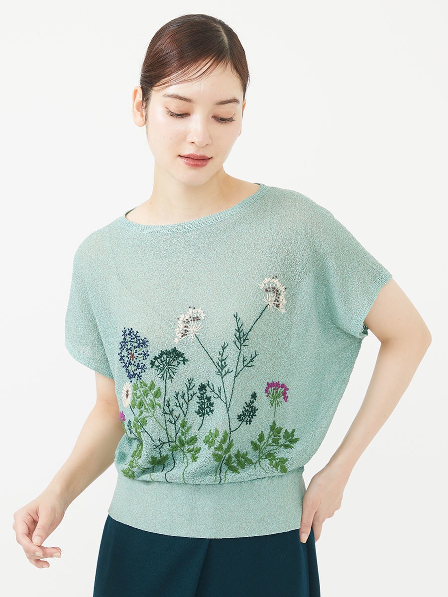 Flower garden embroidery knit pullover