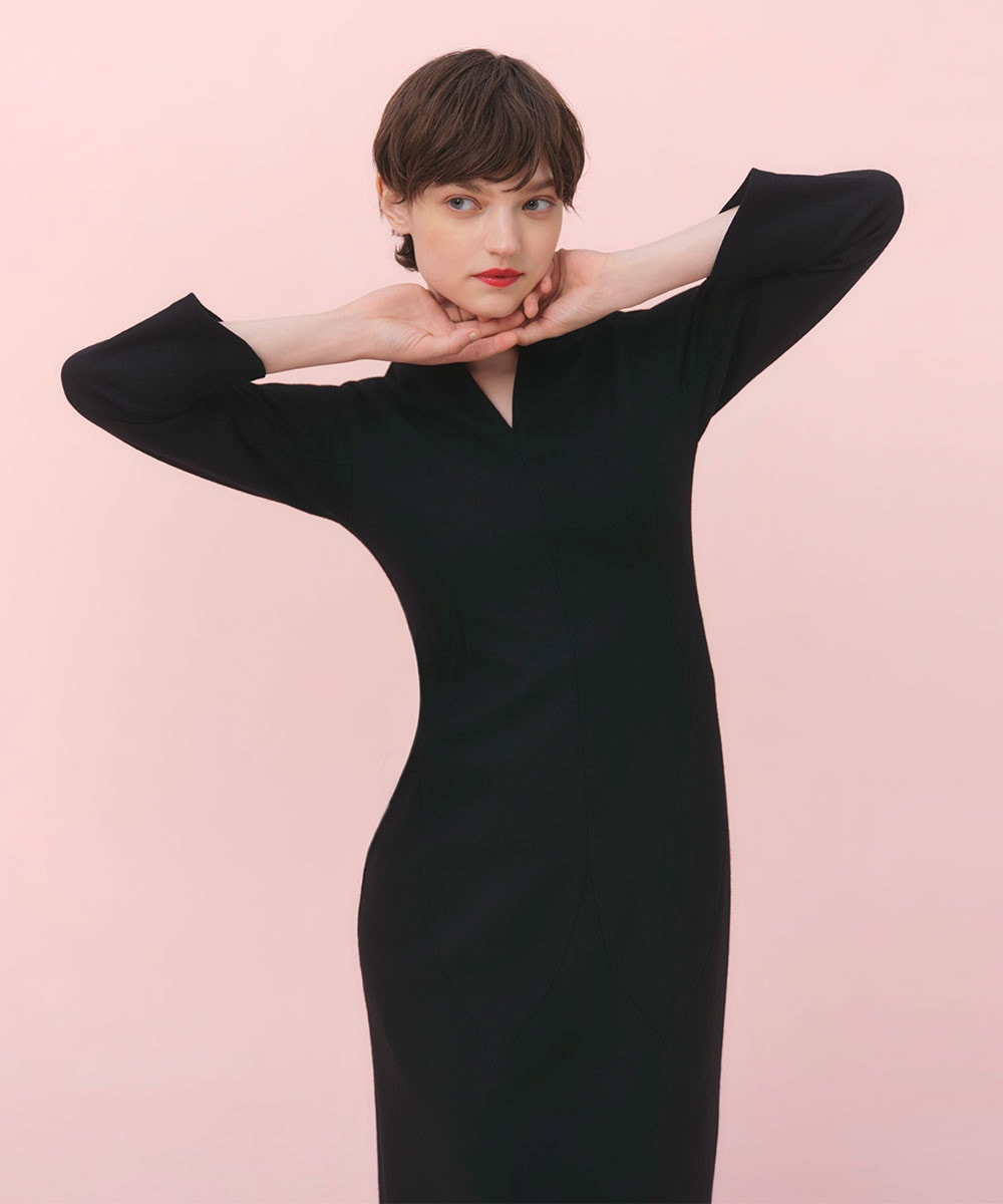 Black perfect cut dress