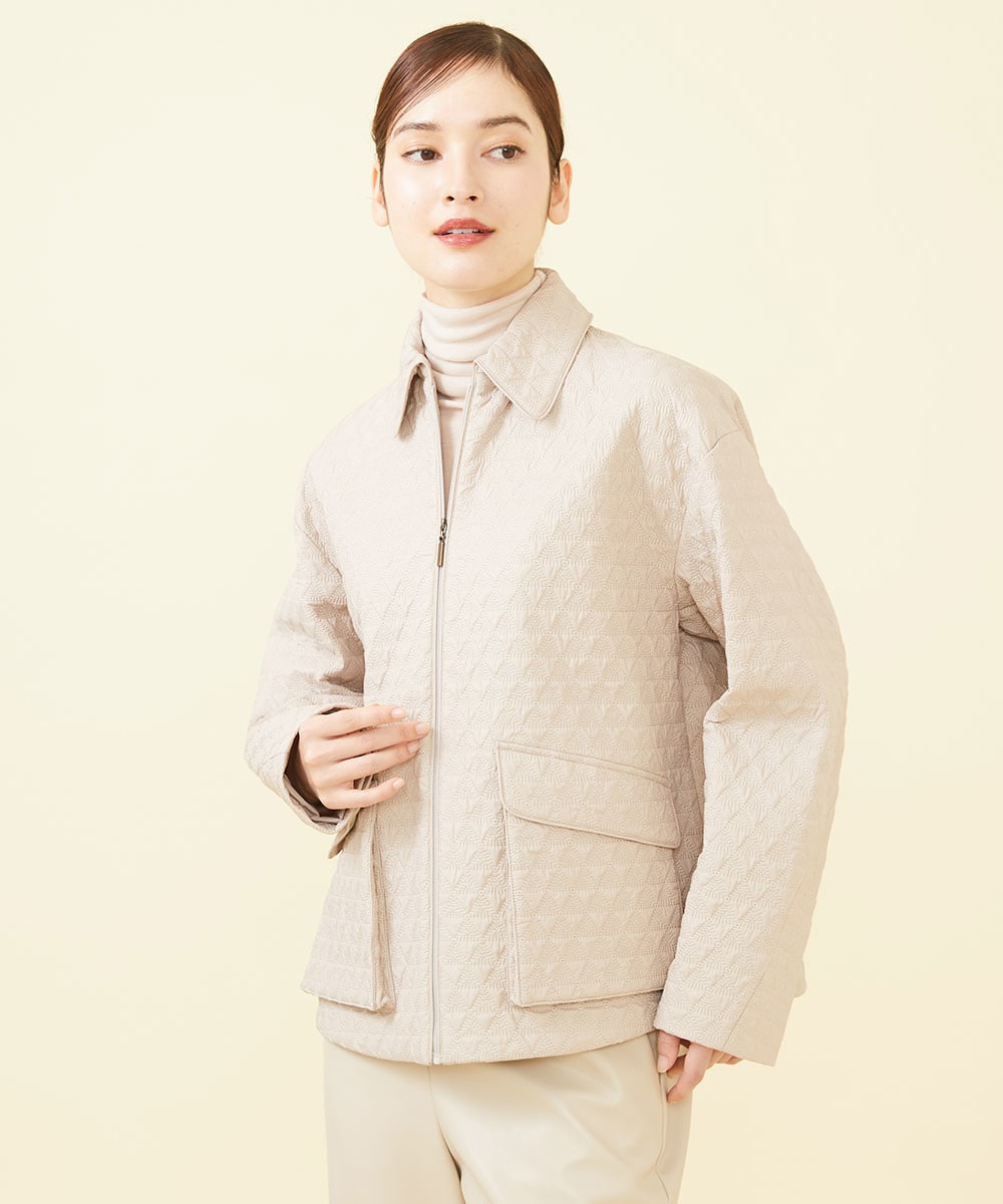 Triangle motif quilt short coat