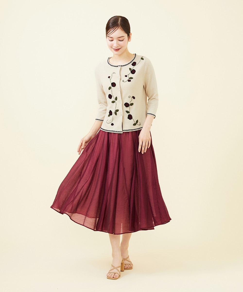 Rose embroidery knit cardigan x Volume skirt