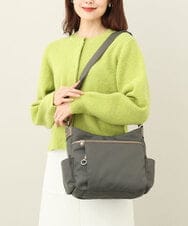 BKRAA94150 MK MICHEL KLEIN BAG(MK ミッシェルクラン バッグ) [撥水/500g以下の軽量]アクセントレザーショルダーバッグ グレージュ×ブロンズ