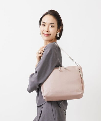 BPCAA11140 MK MICHEL KLEIN BAG [2WAY]パンチングハンドルサイドファスナーバッグ