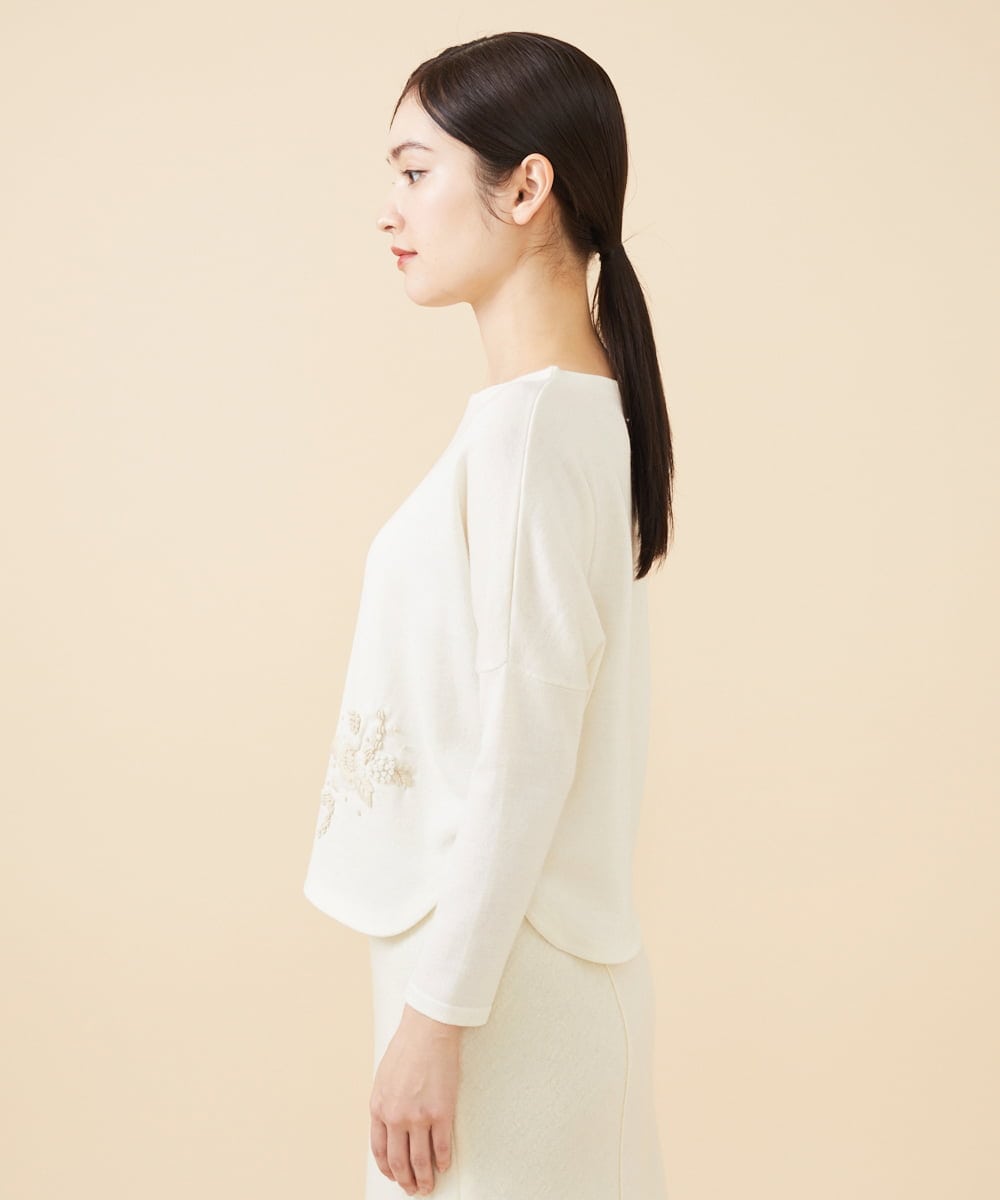 Pure】ホワイトフラワー刺繍プルオーバー(ニット・セーター) | Sybilla 