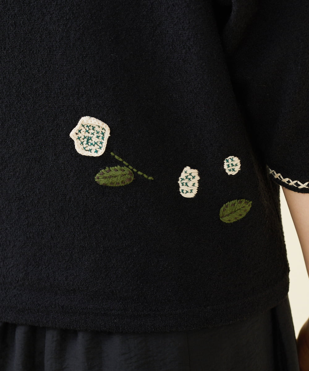 GBFJX04450 Sybilla(シビラ) ローズ刺繍プルオーバー ブラック