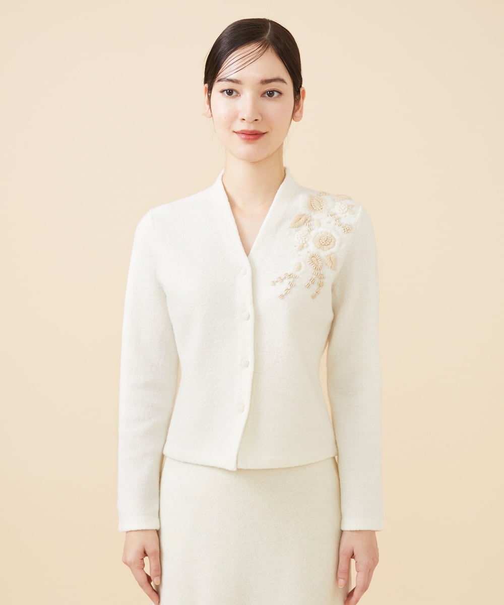 Pure】ホワイトフラワー刺繍ニットジャケット(カーディガン) | Sybilla 