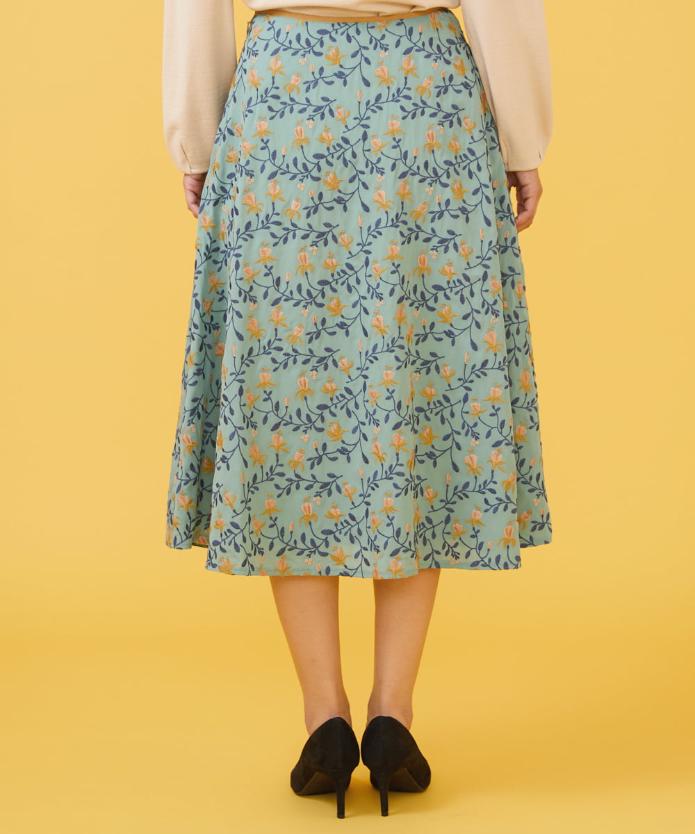 TOCCA限定⭐️未使用⭐️限定#レア 宝塚 コラボ TOCCA 刺繍が素敵な フレアスカート