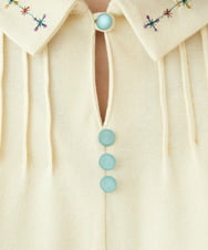 GJKHV33150 Jocomomola(ホコモモラ) フライス襟付き刺繍カットソー アイボリー
