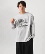 KHKEA10049 a.v.v MEN(アー・ヴェ・ヴェ) 【春の新作】PARISフォトプリントワイドシルエットロングTシャツ ライトグレー