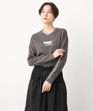 ZMKAB38080 al'aise modulation(アレーズモジュレーション) ロゴプリントロングTシャツ ダークグレー