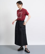 ZMKHW66049 al'aise modulation(アレーズモジュレーション) フロッキーロゴTシャツ レッド